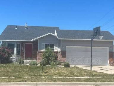 Main picture of 3288 W 4975 S