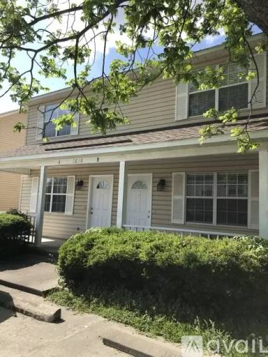 Main picture of 1816 Plum St