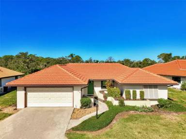 Main picture of 218 Laurel Hollow Dr