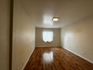 Main picture of 75 Vendome Ave