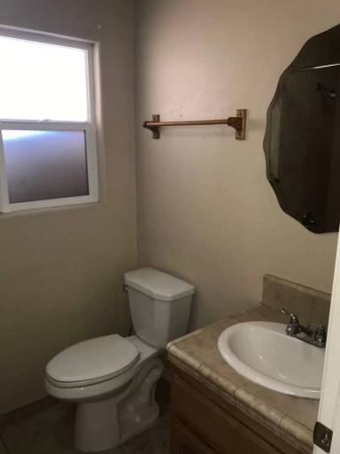 Main picture of 452 1/2 N Quince Ave