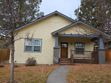 Main picture of 2423 NW Awbrey Rd