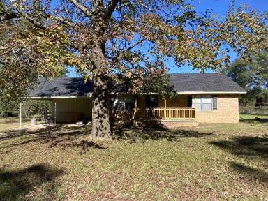 Main picture of 22477 County Road 223