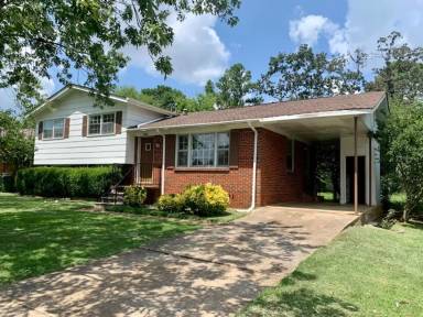 Main picture of 3904 Ashland Dr SW