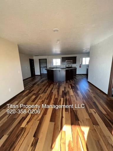 Main picture of 3425 Logan Dr