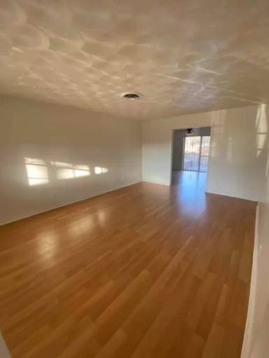 Main picture of 4926 Jade Dr