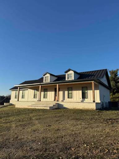 Main picture of 855 Starr Hill Rd