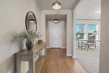 Main picture of 3882 E Berwick Dr