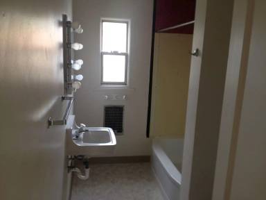 Main picture of 2517 E Nora Ave