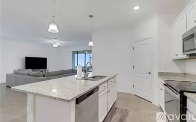 Main picture of 14454 Cantabria Dr