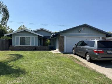 Main picture of 7598 Macfinley Way