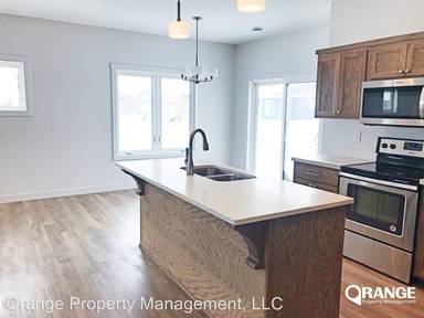Main picture of 7465 20th St S