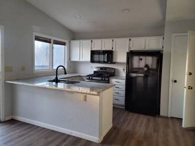 Main picture of 2829 Foothills Rd