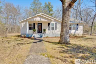 Main picture of 512 Ault Rd