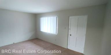 Main picture of 300 Washington Ave