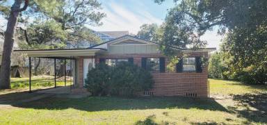 Main picture of 2617 Mission Rd
