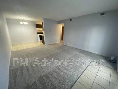 Main picture of 2318 SW Briarwood Plz