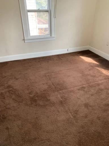 Main picture of 216 Lake Ave