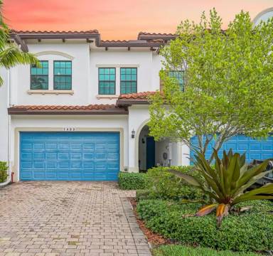 Main picture of 1403 SW 113th Ave