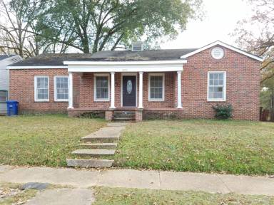 Main picture of 3453 Penick St