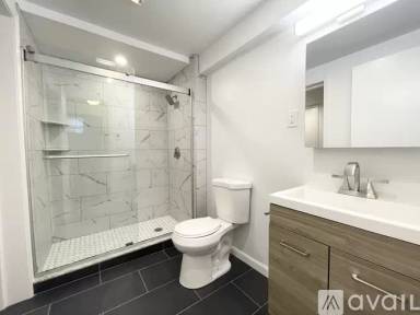 Main picture of 112 Jersey St