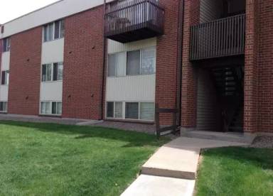 Main picture of 3613 S Sheridan Blvd