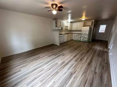 Main picture of 2901A River Rd