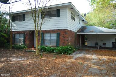 Main picture of 4009 Washington Ave