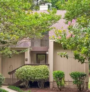 Main picture of 4100 Five Oaks
