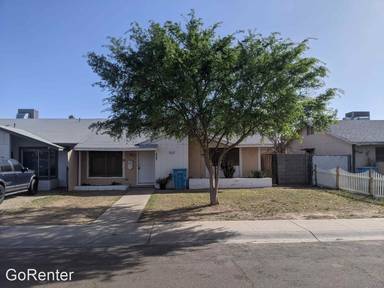 Main picture of 1545 W Roosevelt St Apartments