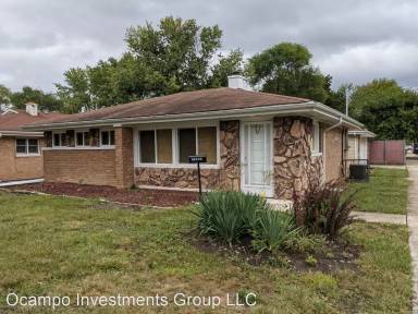 Main picture of 17257 Walter St