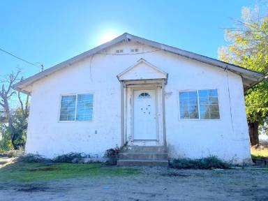 Main picture of 3026 Lincoln Rd