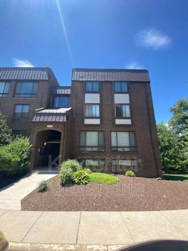 Main picture of 124 Roberts Ln