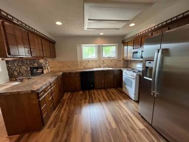 Main picture of 705 S 153rd Cir