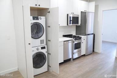 Main picture of 2085 Lexington Ave