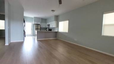 Main picture of 132 E Washington Ave