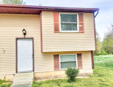 Main picture of 2411A Camellia Dr