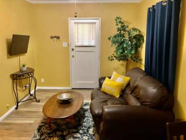 Main picture of 1807 W Craig Pl