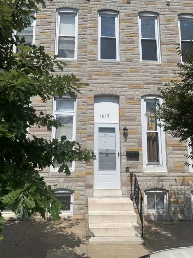 Main picture of 1612 E Lanvale St