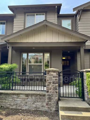 Main picture of 15908 NW Central Dr