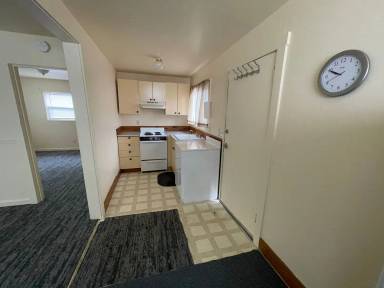 Main picture of 2736 W Langenberg Ave