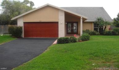 Main picture of 9310 NW 43rd Mnr