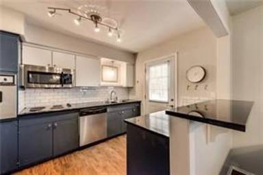 Main picture of 6015 E University Blvd