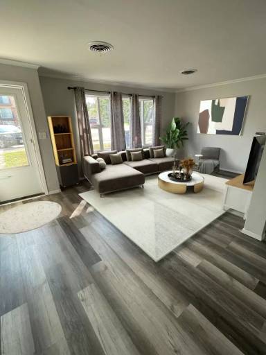 Main picture of 410 Quincy St