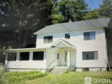 Main picture of 501 Main St