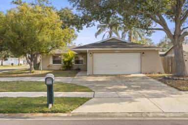 Main picture of 609 Limetree Dr