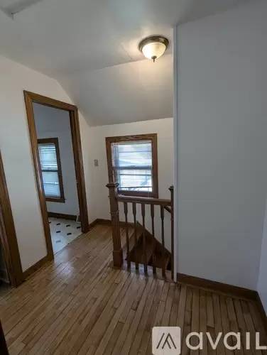 Main picture of 320 N 42nd St