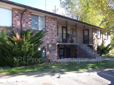Main picture of 2925 Skyline Dr