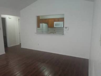 Main picture of 1206 Heron Ct