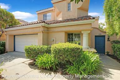 Main picture of 100 Cortona Dr